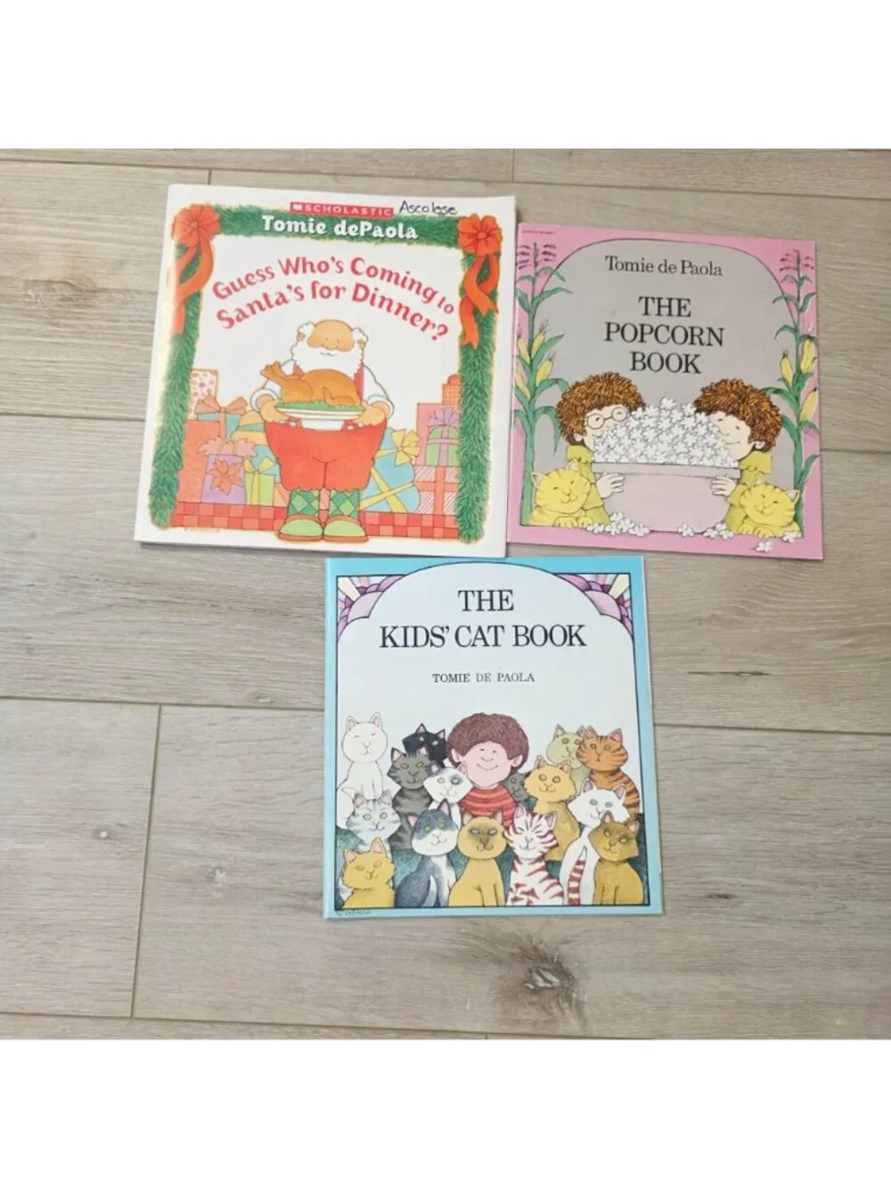 3 Vtg Tomie De Paola Kid Books Popcorn Kids Cat Guess Who's Santa's for Dinner